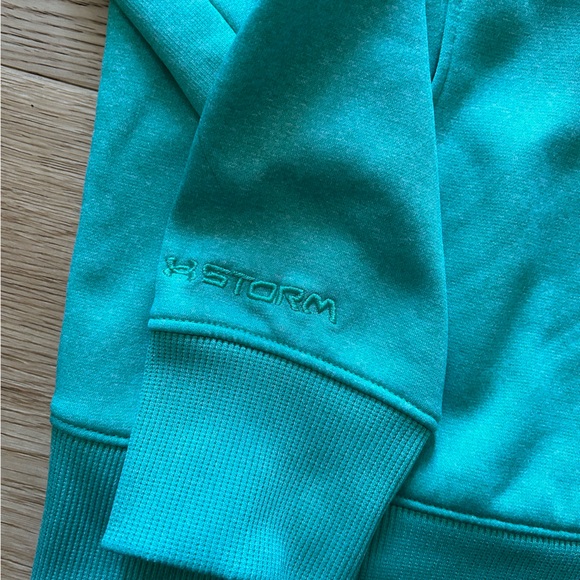 Under armour sweater size small 😻 - Picture 4 of 4